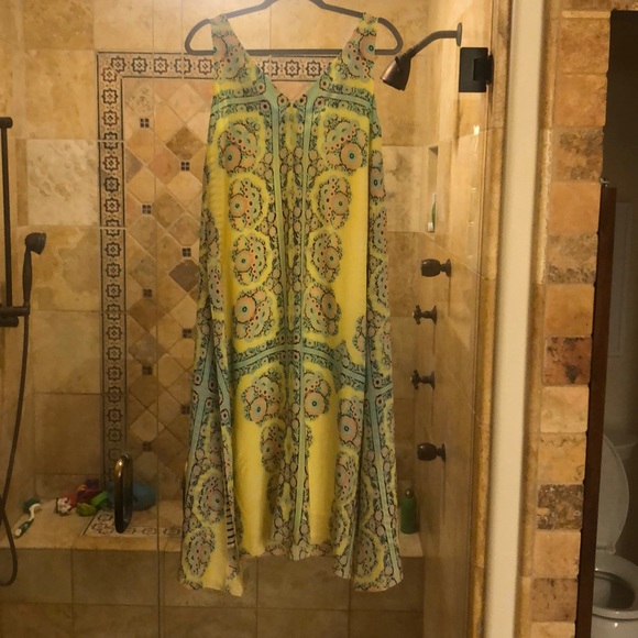 Nanette Lepore yellow dress with striped underlay - Picture 5 of 5